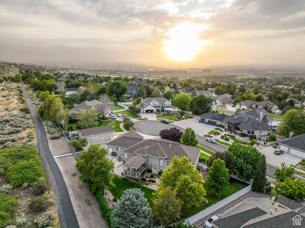 758 E POINT HILLS CV Draper, UT 84020