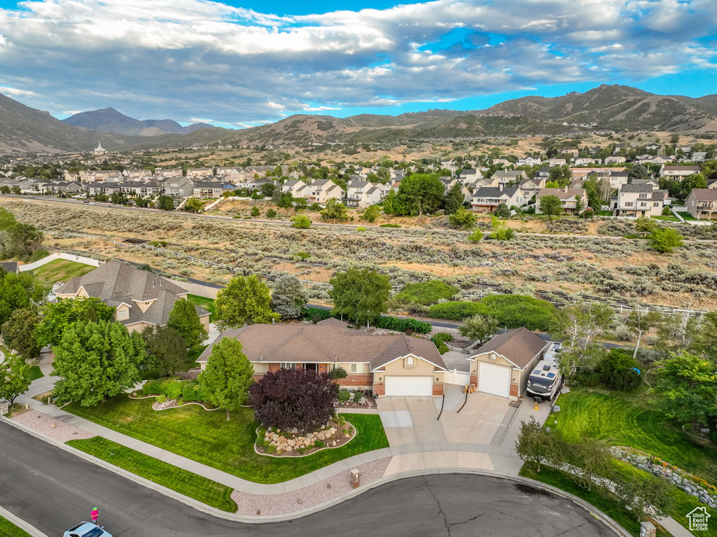 758 E POINT HILLS CV Draper, UT 84020