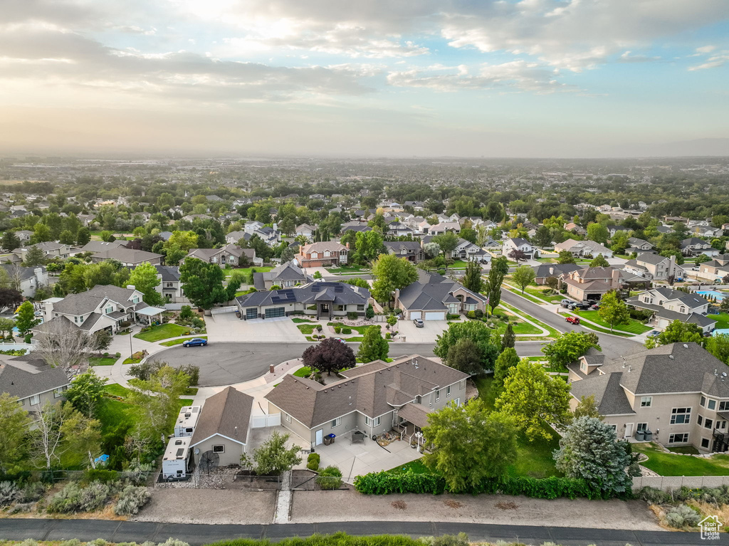 758 E POINT HILLS CV Draper, UT 84020