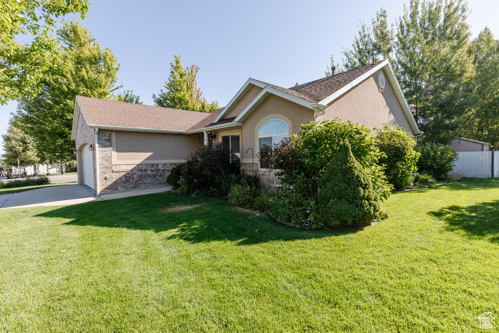 Photo 3 for MLS #2105592 at 2245 S 450 West