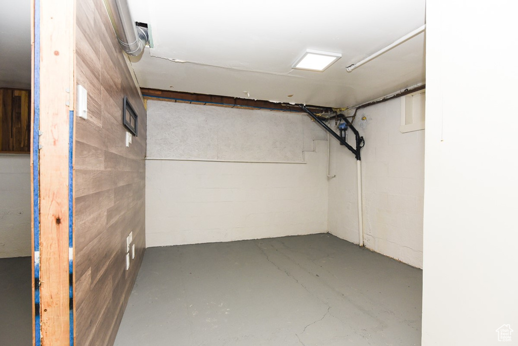 Photo 28 for MLS #2105593 at 54 S Hale St