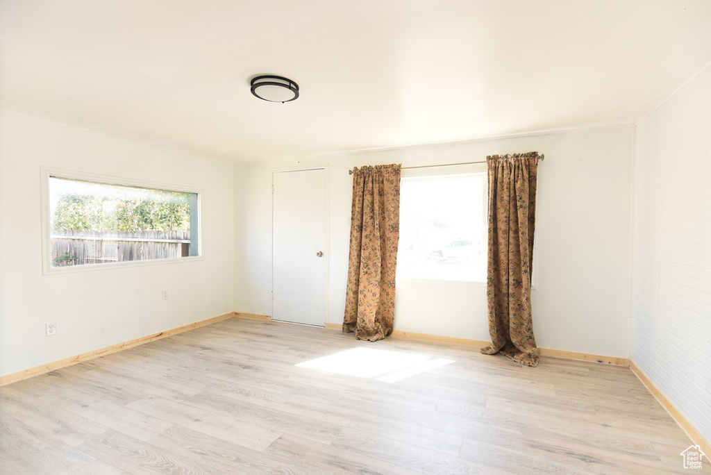 Photo 11 for MLS #2105593 at 54 S Hale St