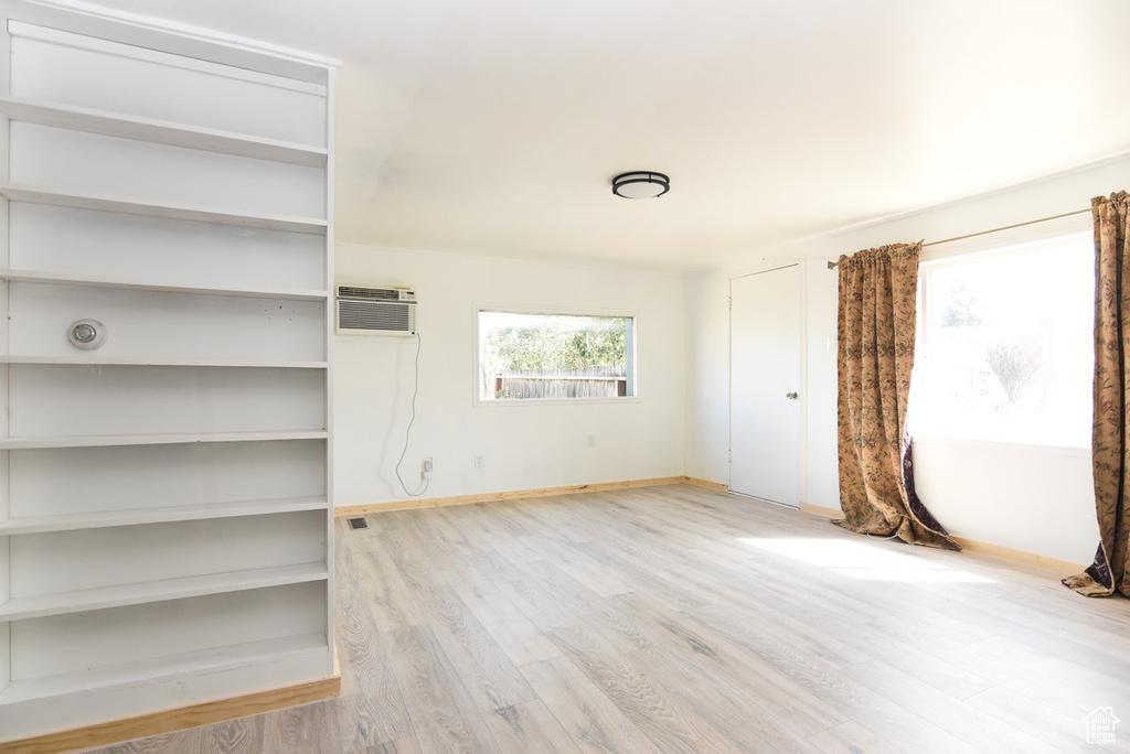 Photo 13 for MLS #2105593 at 54 S Hale St