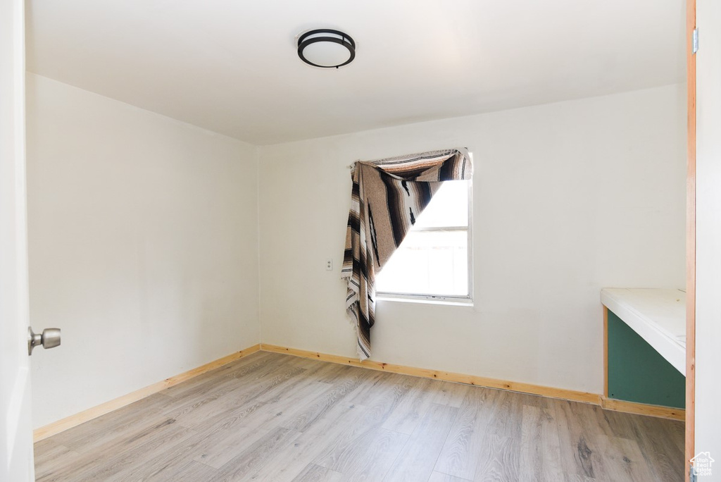Photo 20 for MLS #2105593 at 54 S Hale St