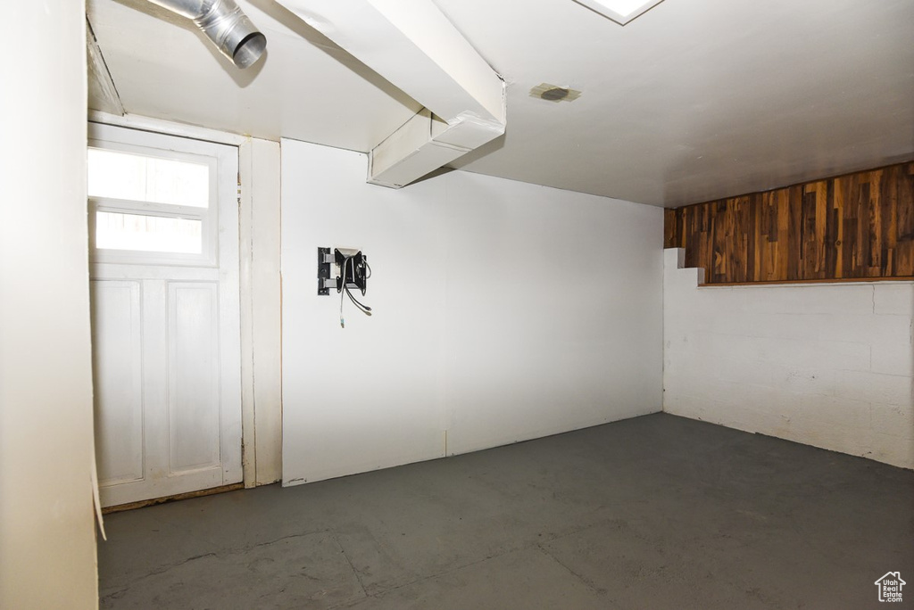 Photo 26 for MLS #2105593 at 54 S Hale St