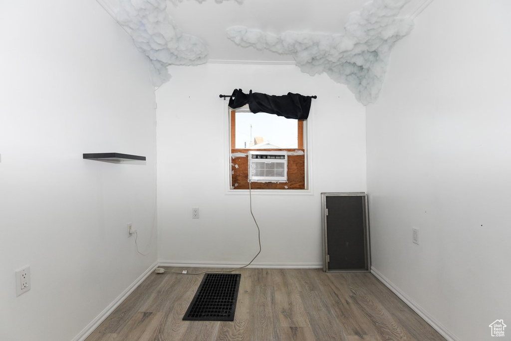 Photo 19 for MLS #2105593 at 54 S Hale St
