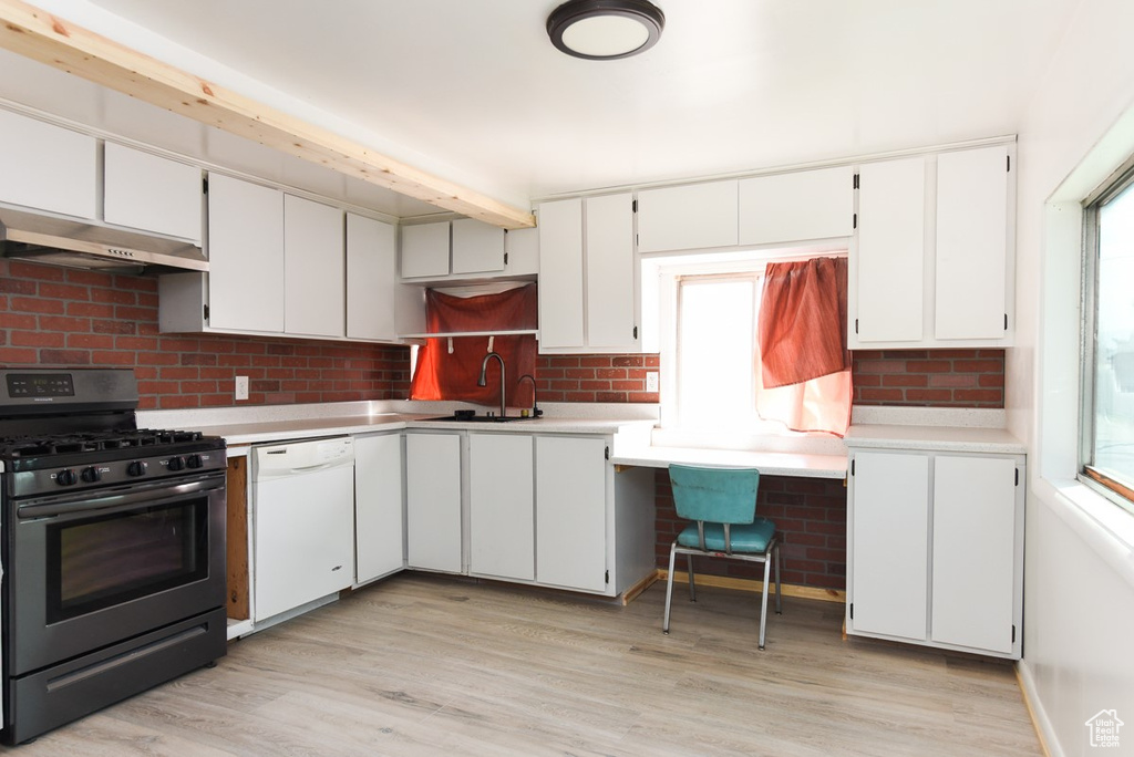 Photo 15 for MLS #2105593 at 54 S Hale St