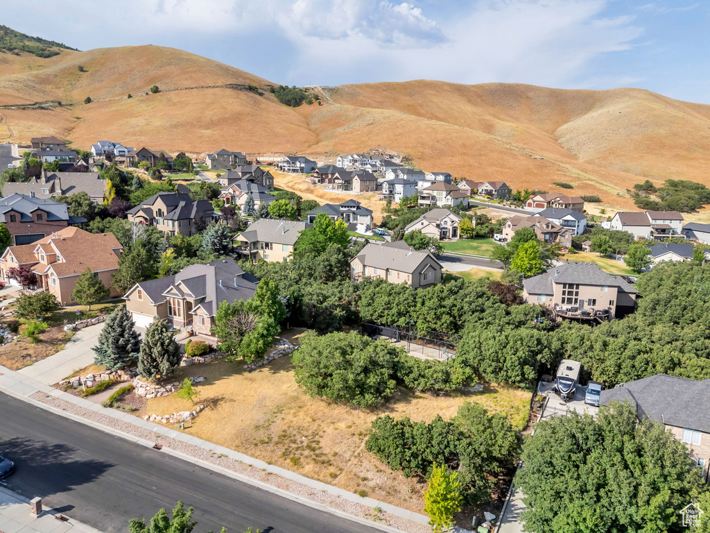 692 S DEER HOLLOW RD Tooele, UT 84074