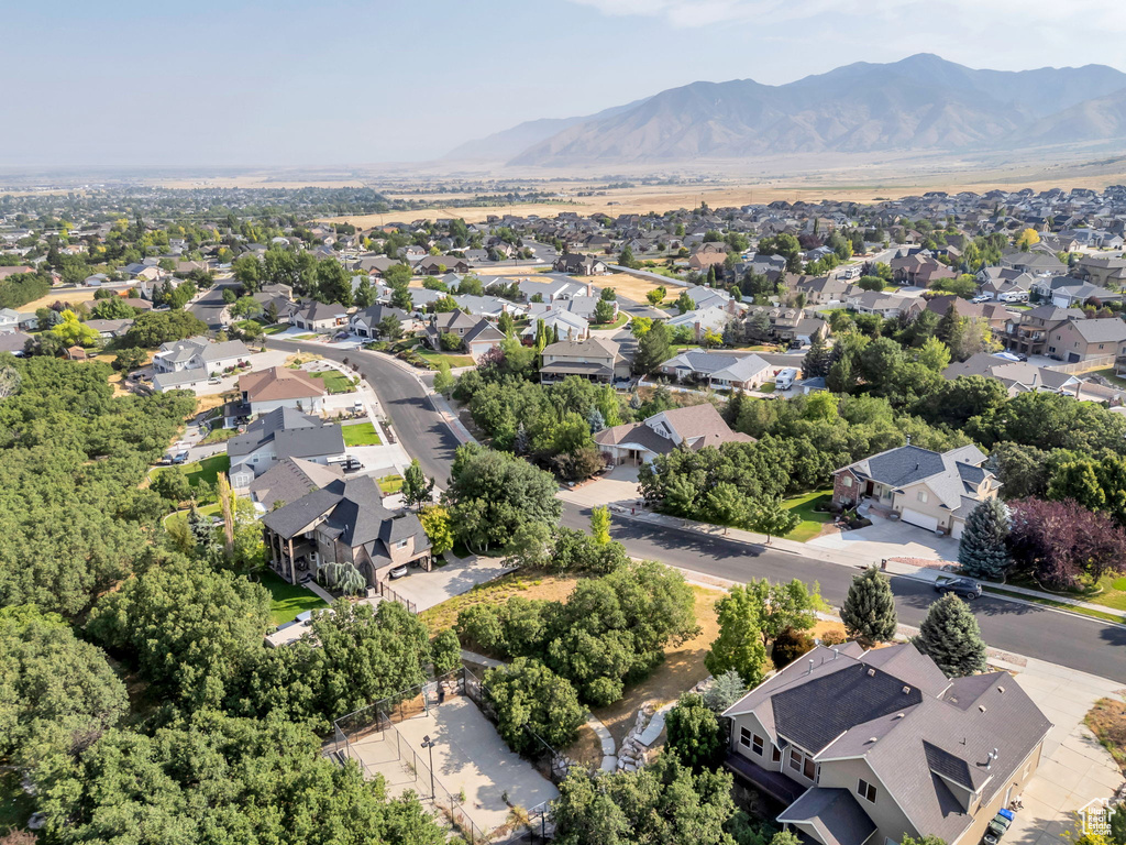 692 S DEER HOLLOW RD Tooele, UT 84074