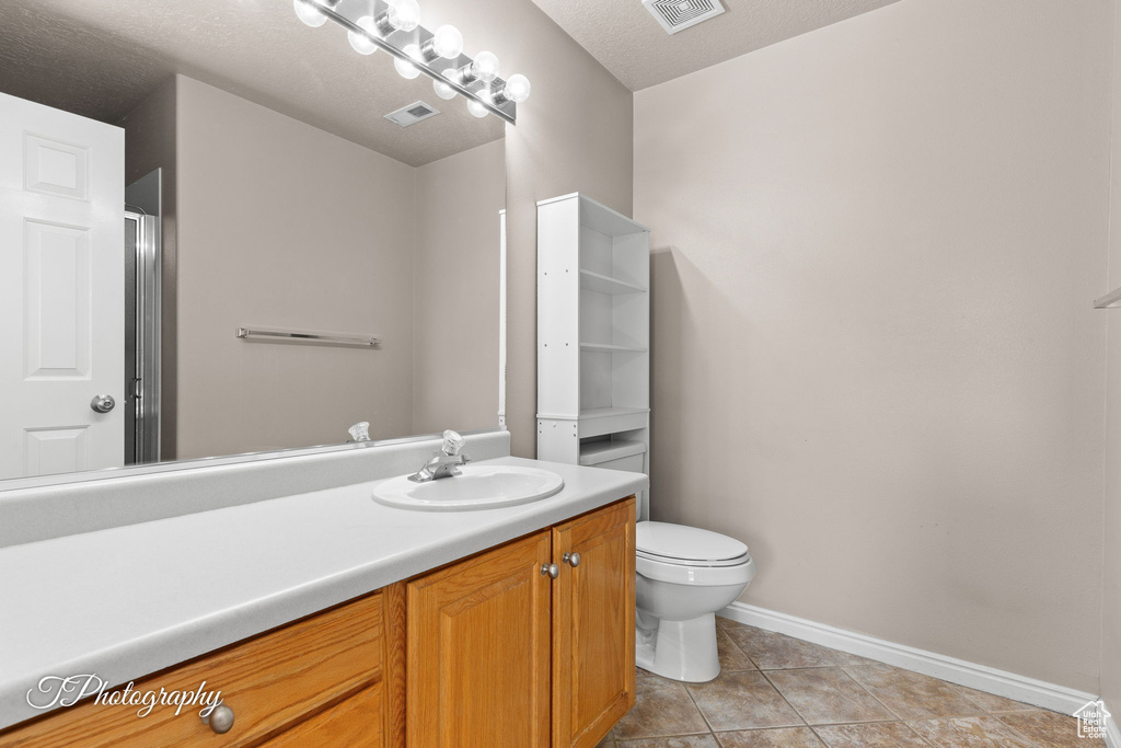 Photo 13 for MLS #2105606 at 2056 E Middleton Dr #9