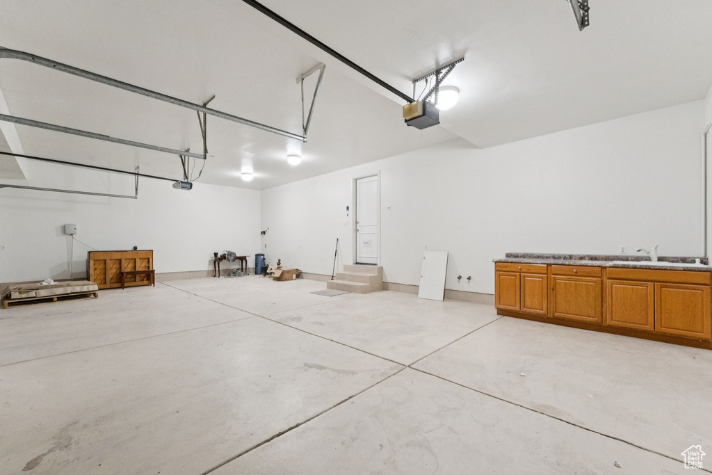 6385 S SHENANDOAH PARK AVE Salt Lake City, UT 84121