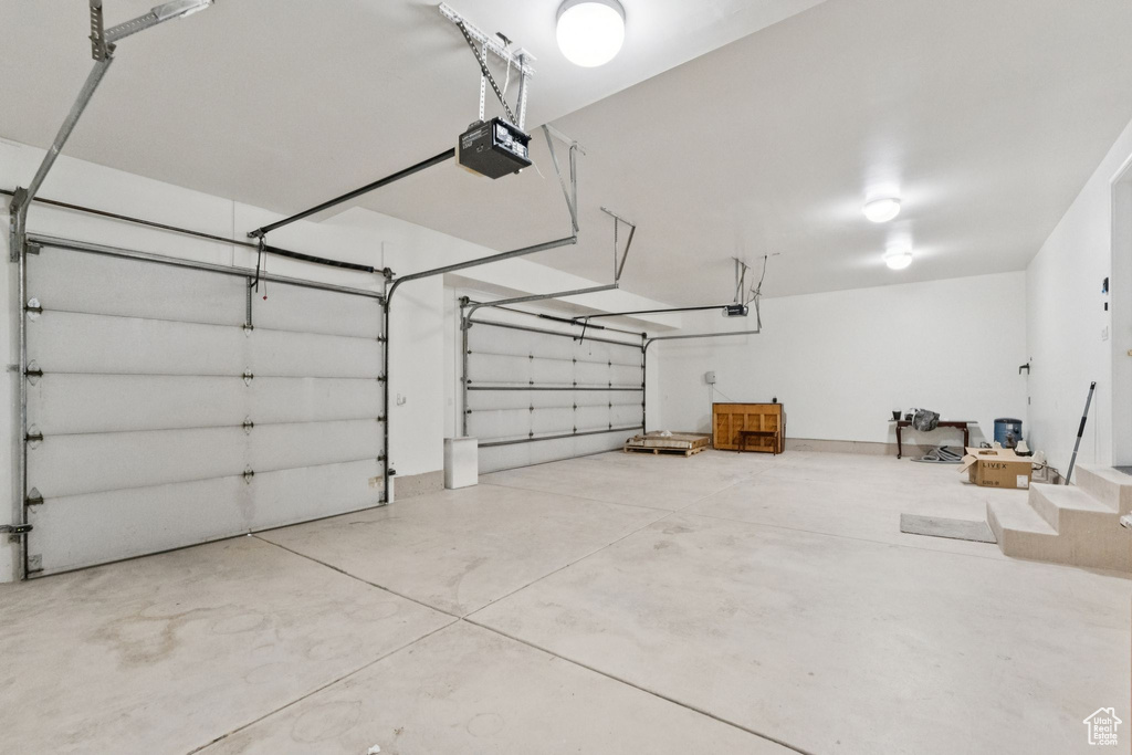 6385 S SHENANDOAH PARK AVE Salt Lake City, UT 84121