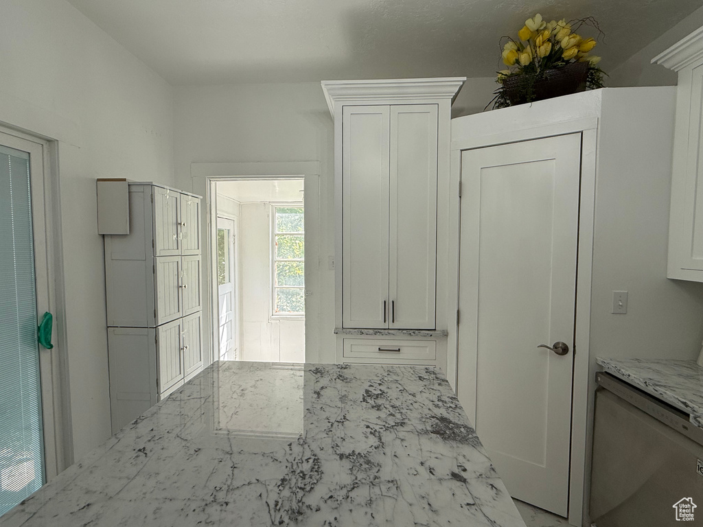 Photo 8 for MLS #2105615 at 322 N 400 West