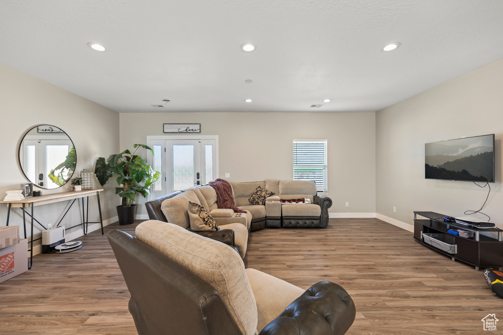 Photo 12 for MLS #2105616 at 1218 E Highline Rd