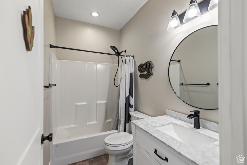 Photo 21 for MLS #2105616 at 1218 E Highline Rd