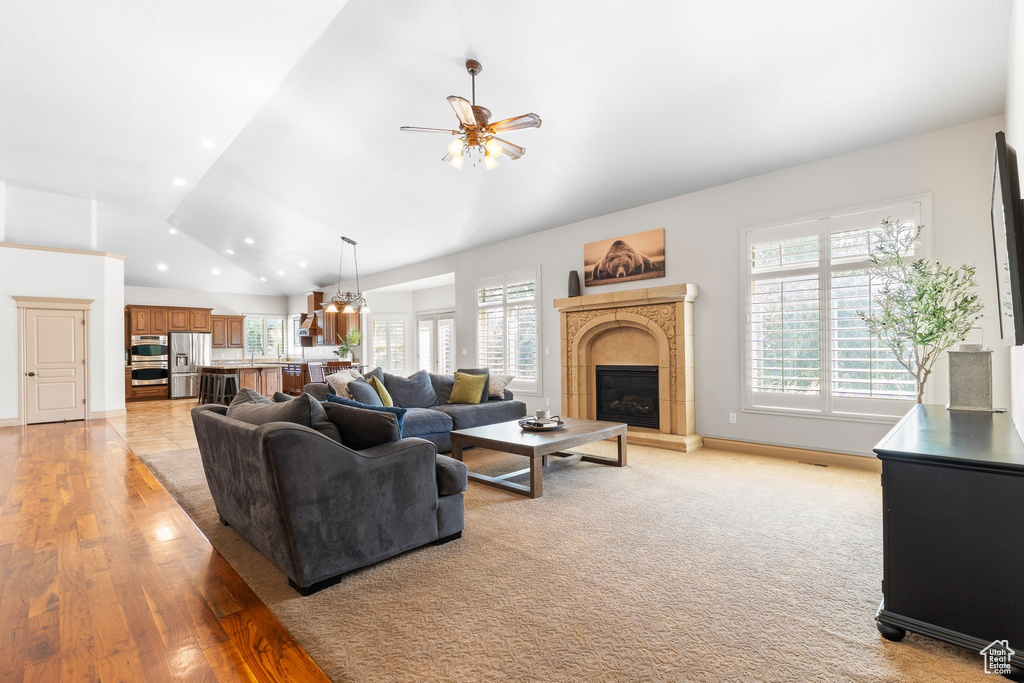 Photo 7 for MLS #2105617 at 872 S Wellington Dr