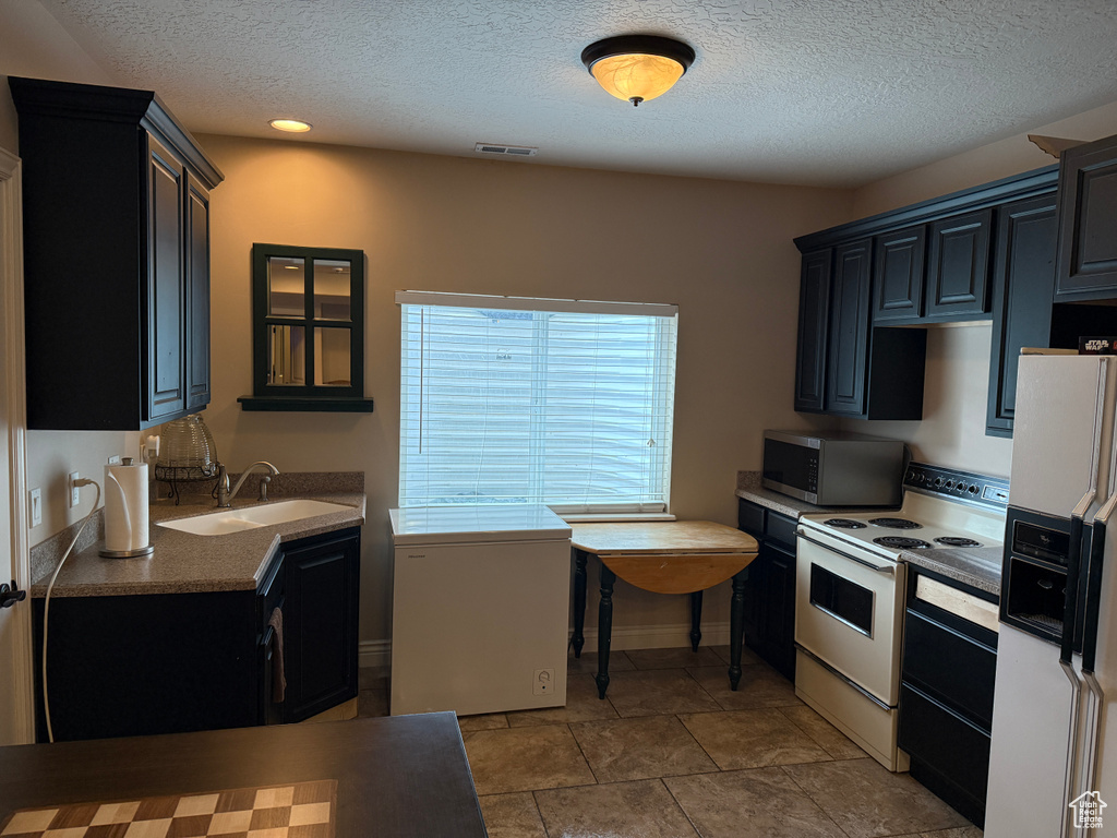 5973 W 9960 N Highland, UT 84003