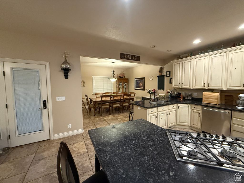 5973 W 9960 N Highland, UT 84003