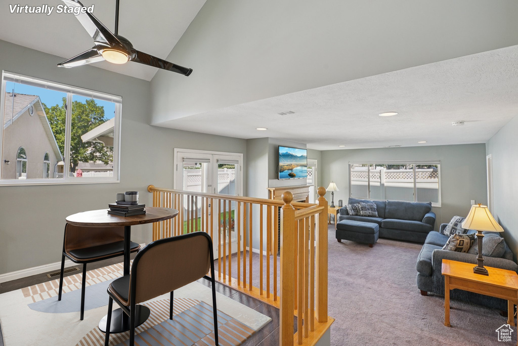 579 E VILLAGER LN Midvale, UT 84047