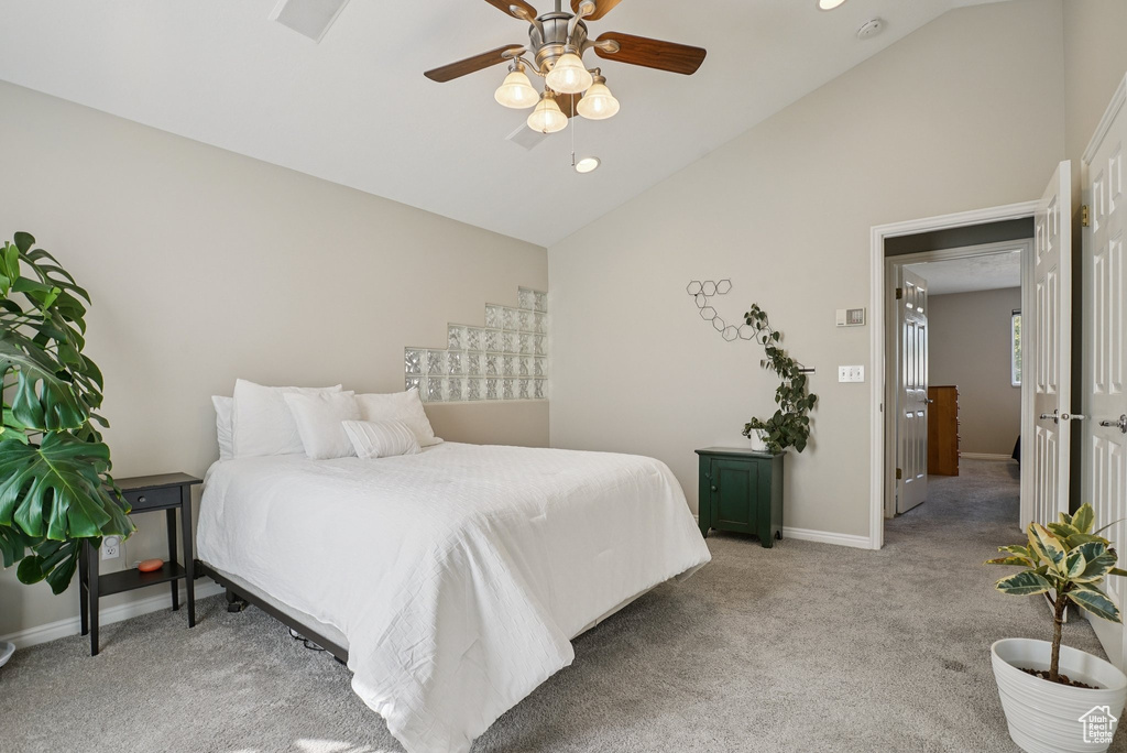 579 E VILLAGER LN Midvale, UT 84047