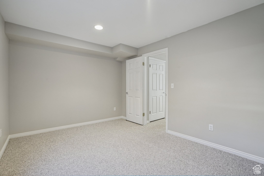 579 E VILLAGER LN Midvale, UT 84047