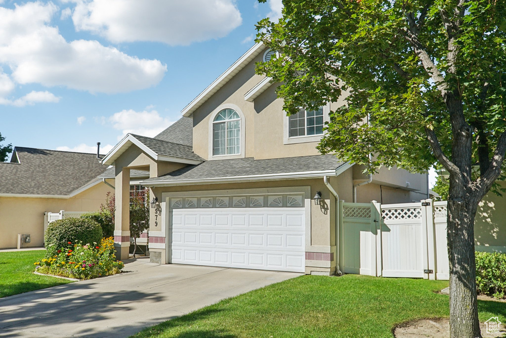 579 E VILLAGER LN Midvale, UT 84047