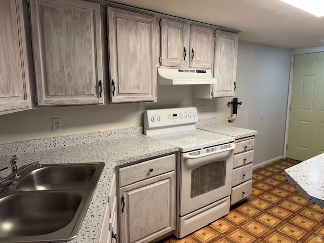 4600 S CREEKVIEW DR Murray, UT 84107