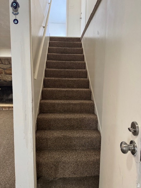 4600 S CREEKVIEW DR Murray, UT 84107