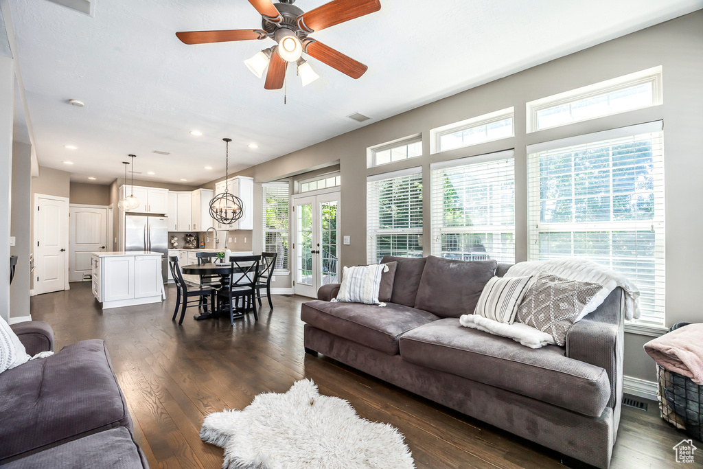 Photo 4 for MLS #2105631 at 912 E 600 North