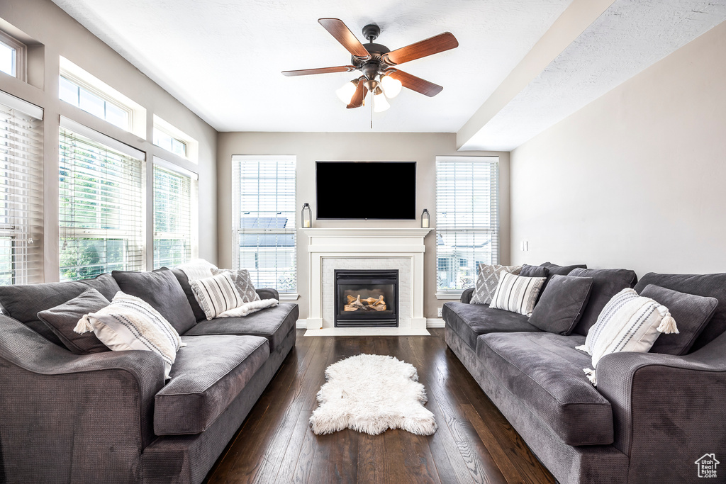 Photo 2 for MLS #2105631 at 912 E 600 North