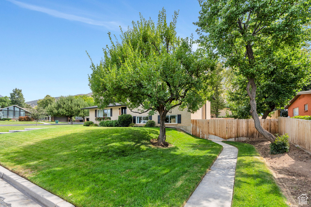 3202 CHEROKEE LN Provo, UT 84604