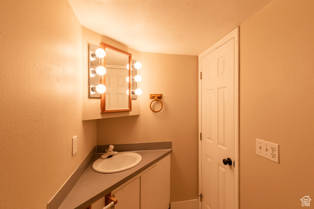 13908 S LITTLE WATER PEAK CIR Riverton, UT 84096