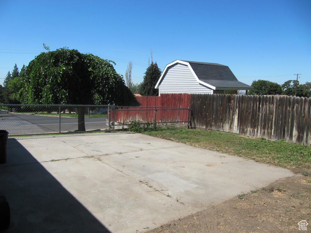 544 E 3100 N North Ogden, UT 84414