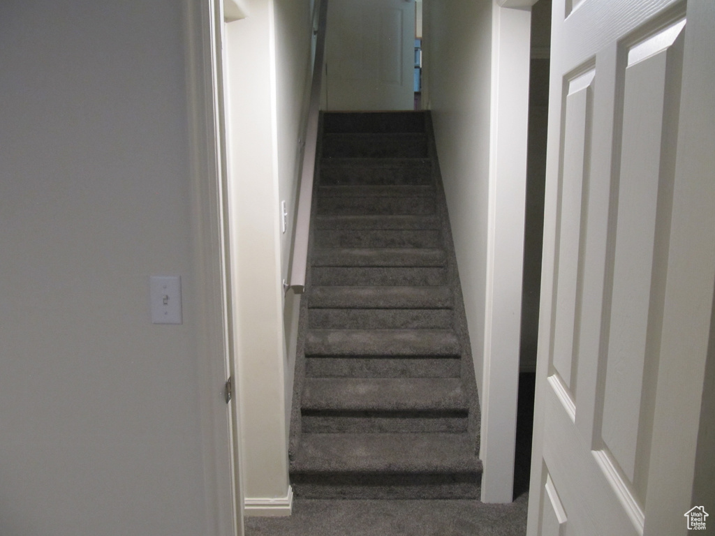 544 E 3100 N North Ogden, UT 84414
