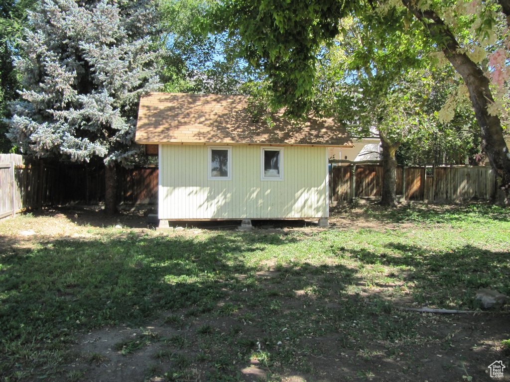 544 E 3100 N North Ogden, UT 84414