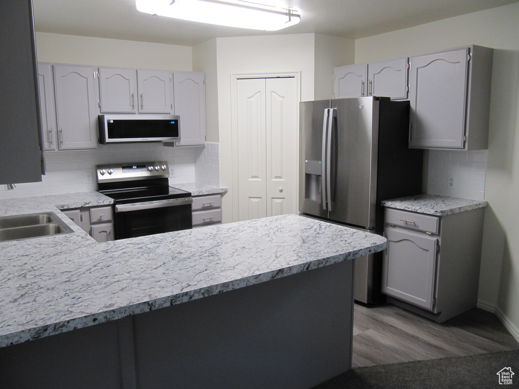 544 E 3100 N North Ogden, UT 84414