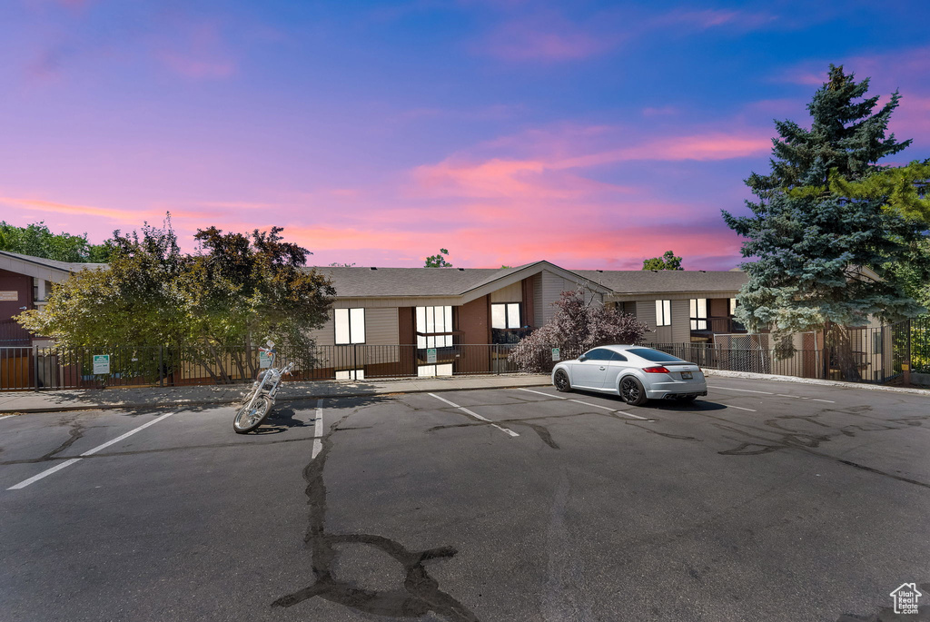 425 S 1000 E #204C Salt Lake City, UT 84102