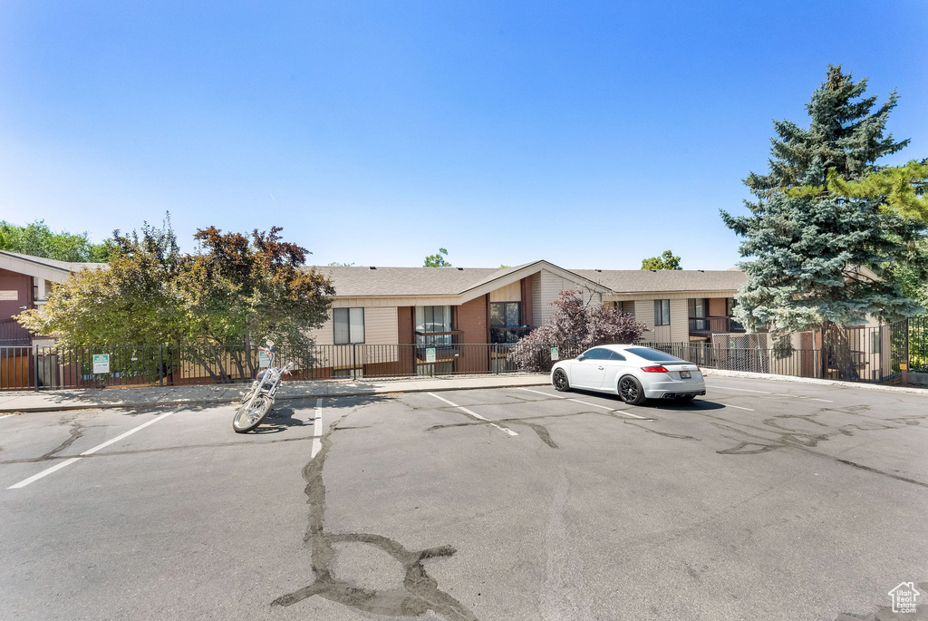 425 S 1000 E #204C Salt Lake City, UT 84102