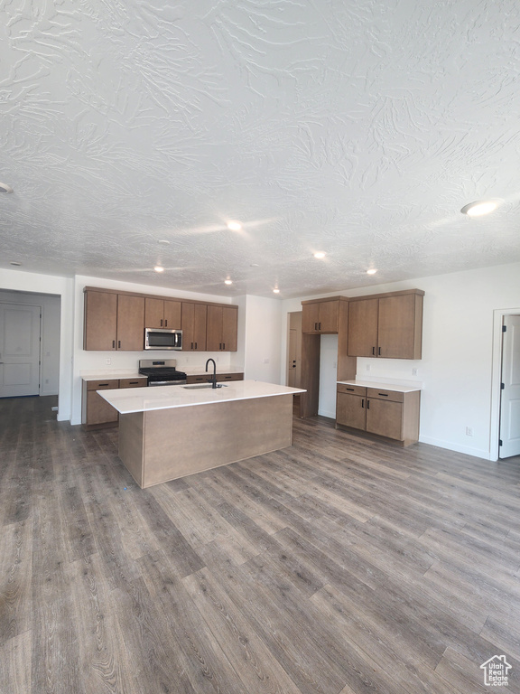 Photo 3 for MLS #2105675 at 549 S Bryant #129