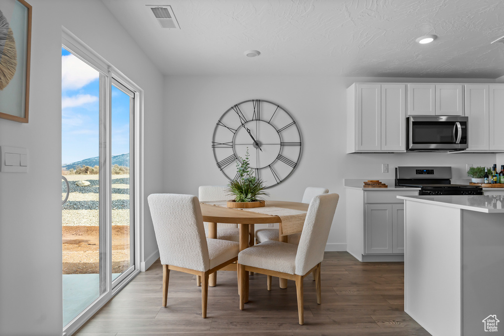 Photo 8 for MLS #2105684 at 3293 W Indigo St #1085