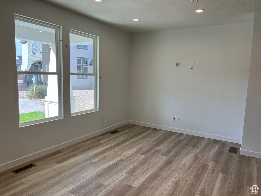 6974 W LAKE AVE South Jordan, UT 84009
