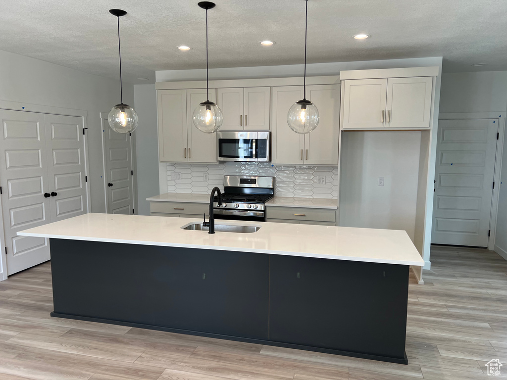 6974 W LAKE AVE South Jordan, UT 84009