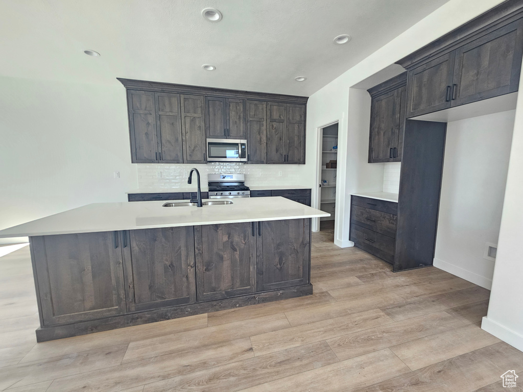 2803 W 2720 N #82 Plain City, UT 84404