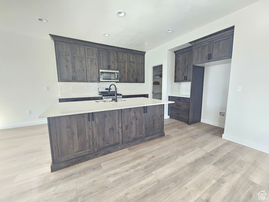 2803 W 2720 N #82 Plain City, UT 84404