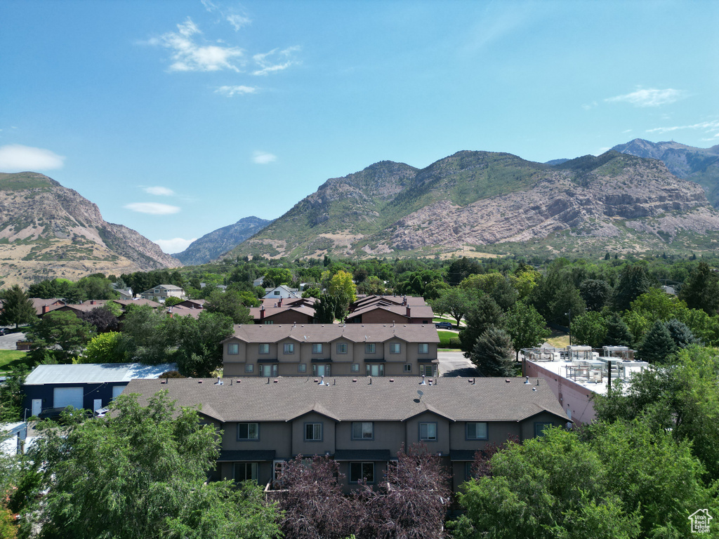 2027 S TYLER VIEW WAY Ogden, UT 84401