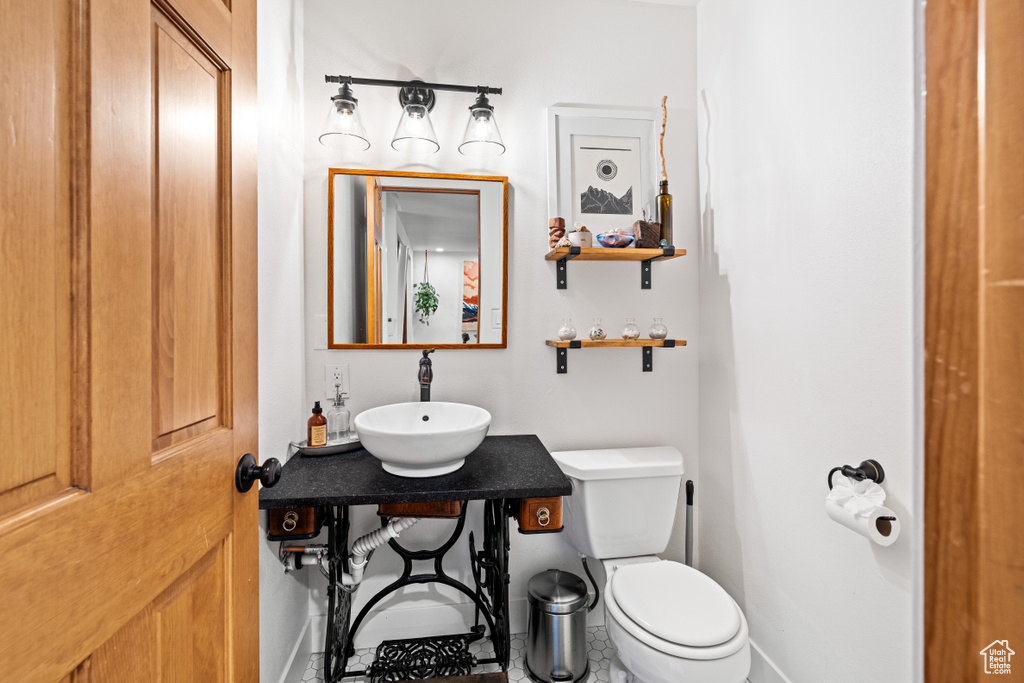 Photo 17 for MLS #2105708 at 7736 S Avondale Dr