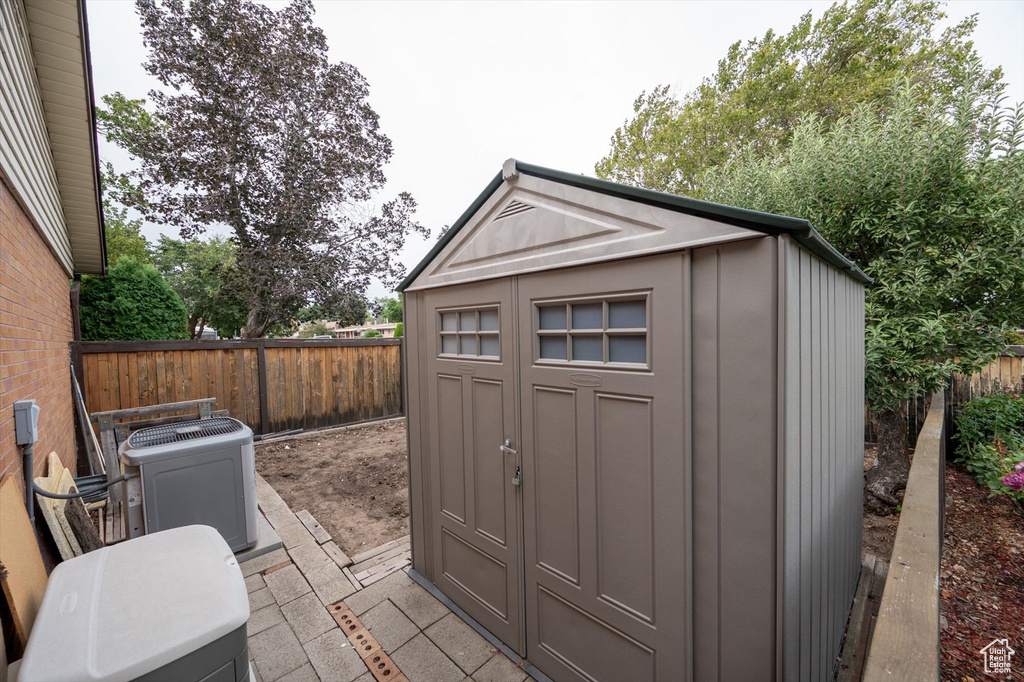 2995 E 7110 S Cottonwood Heights, UT 84121