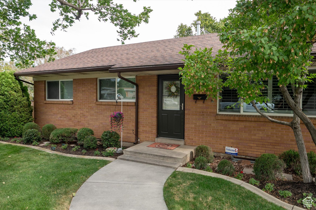 2995 E 7110 S Cottonwood Heights, UT 84121