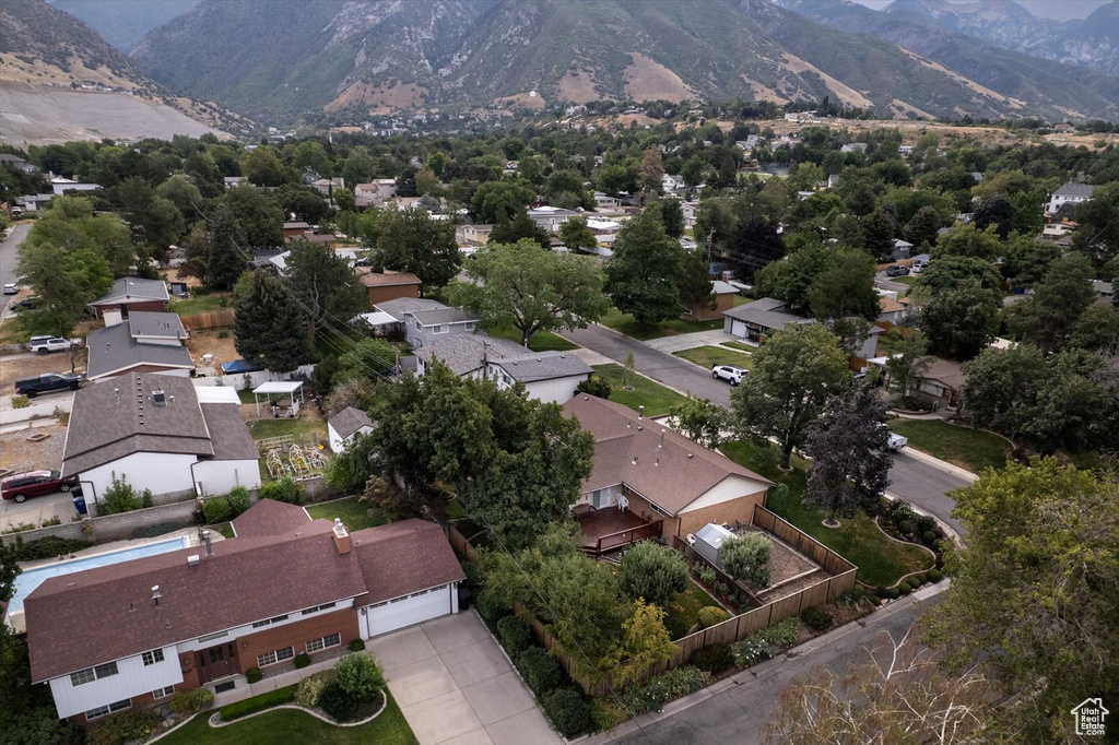 2995 E 7110 S Cottonwood Heights, UT 84121