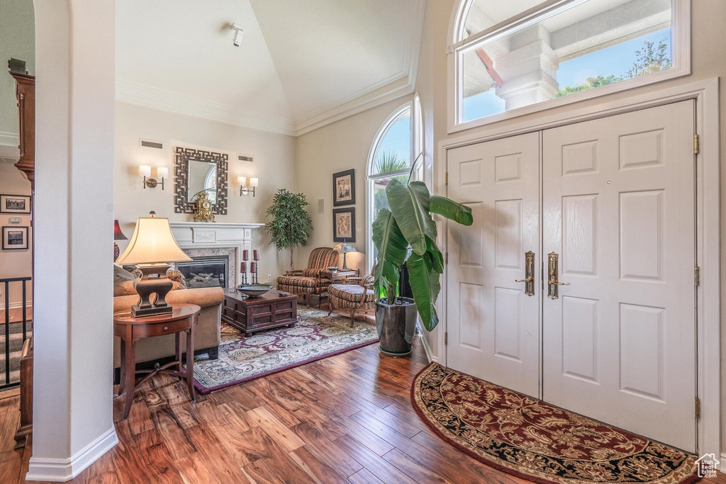 Photo 6 for MLS #2105721 at 2244 Putters Cir